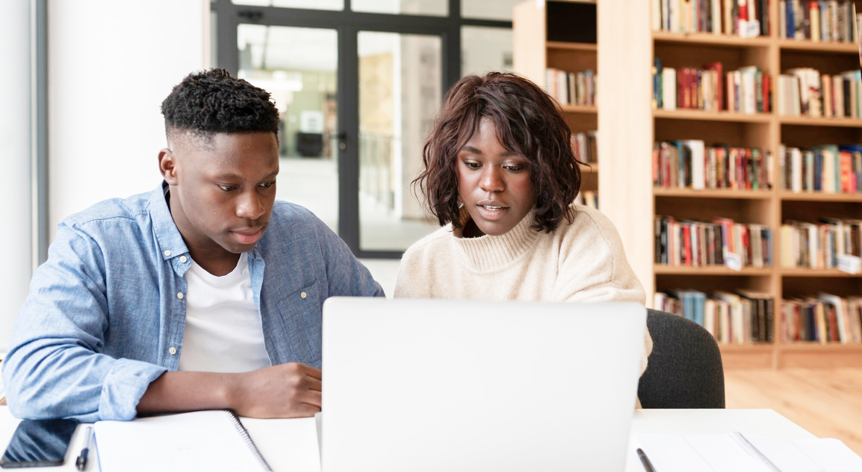Corporate Wiki vs. Knowledge Base: Which Option is Better?